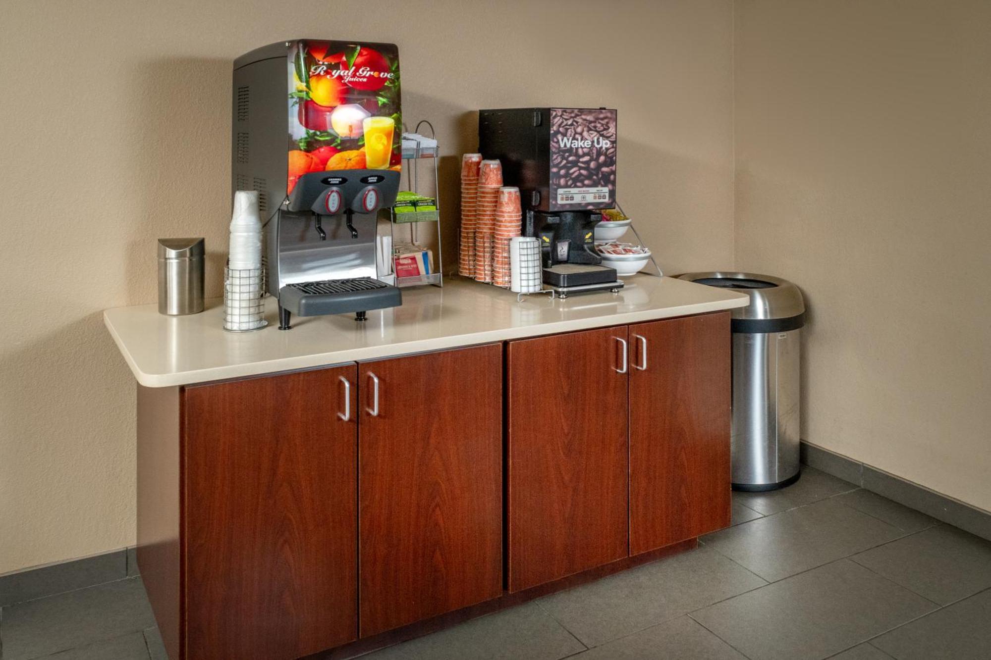 Comfort Suites Prestonsburg West Экстерьер фото